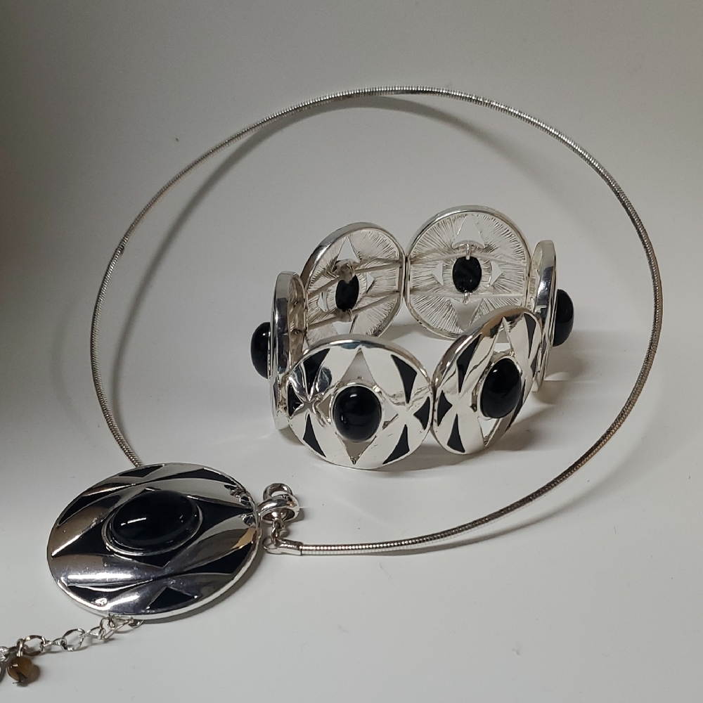 Liz Claiborne Silver and Black Necklace